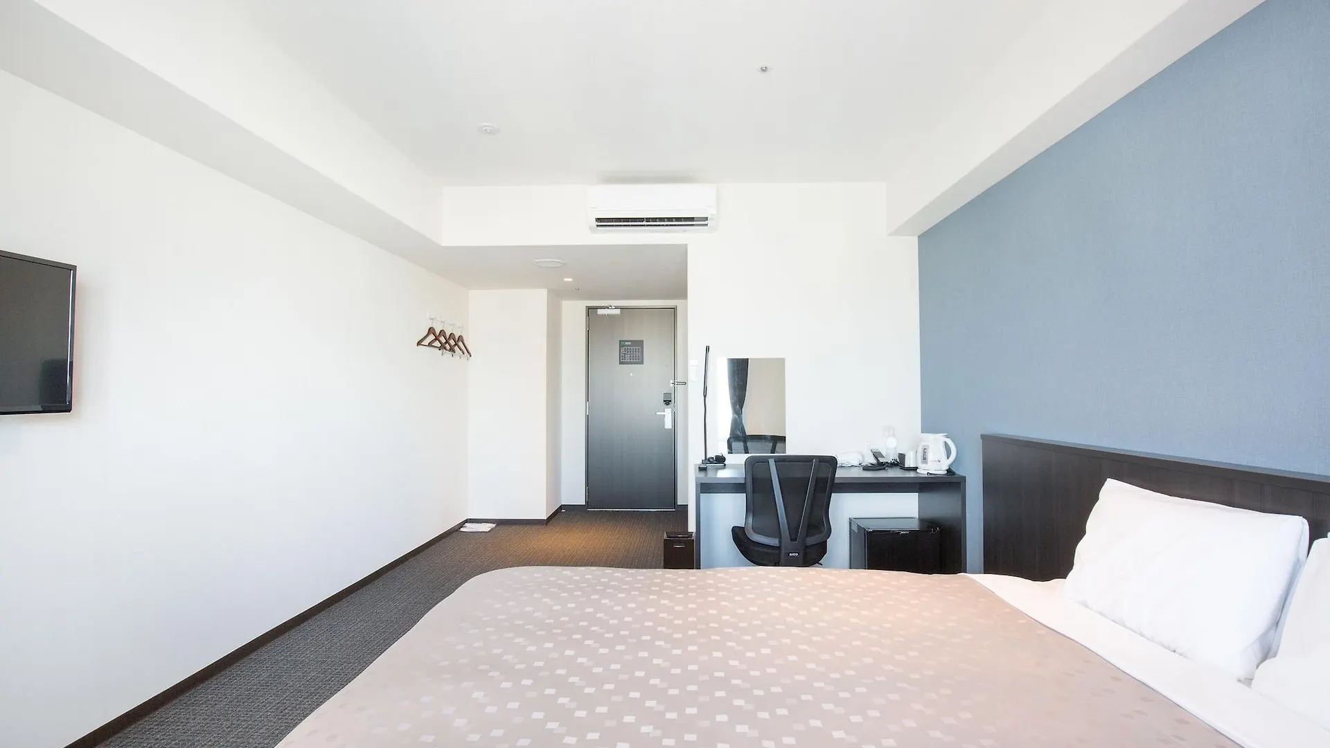 Hotel Bloemen North Hanazono Osaka 4*,